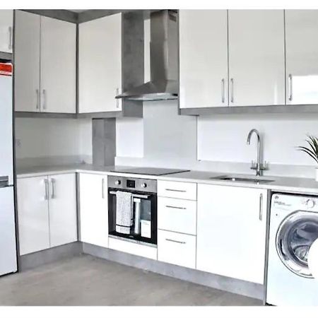 Lovely 2-Bedrooms With Free Parking Canvey Island Exteriér fotografie